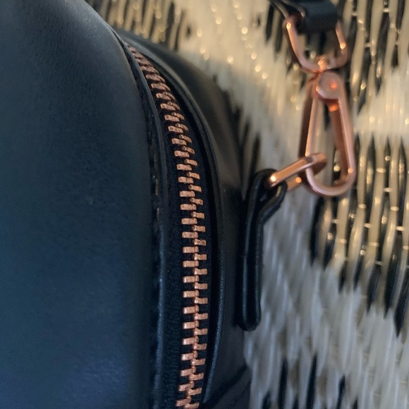 Matt & Nat Black Satchel with Structured Design and Top Handle - Picture 4 of 13